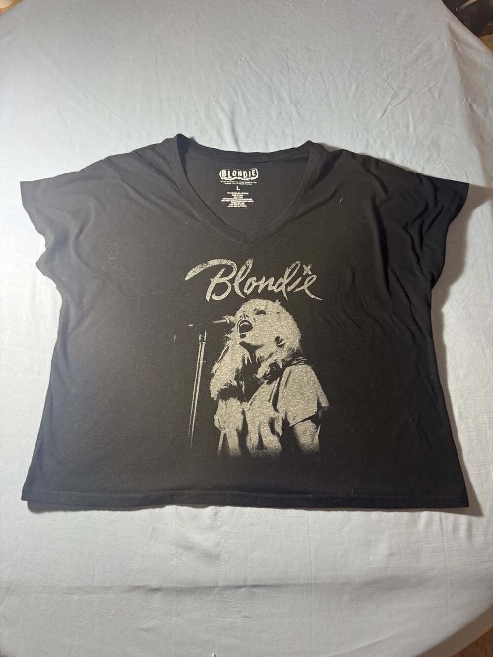 Blondie Debbie Harry Mic Stand Graphic V-Neck T-Shirt Black Size L
